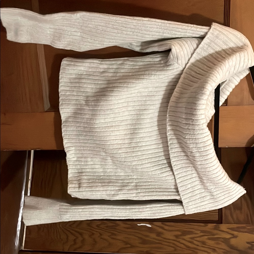 Offline by aerie off the shoulder sweater l